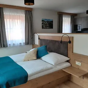 By Ballwein Apartment