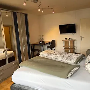 Einzimmerwohnung Im Gruenen/innsbruck/2 Pax Apartment Innsbruck